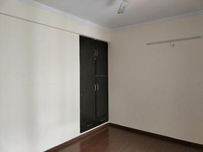 Bedroom Image of 884 Sq.ft 2 BHK Apartment / Flat for rent in Amrapali Pan Oasis, Sector 70 Noida for Rs. 40000