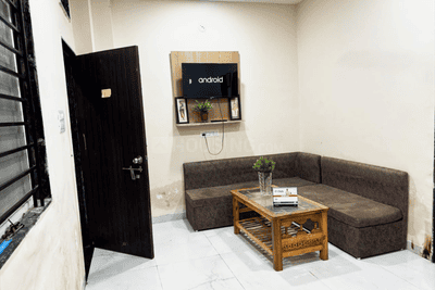 Image of 300 Sq.ft 1 BHK Apartment / Flat for rent in Mahalakshmi Nagar, Indore for Rs. 14000