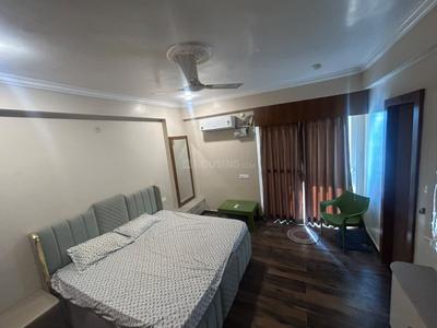 Bedroom Image of 2100 Sq.ft 3 BHK Apartment / Flat for rent in Bhojuveer Varanasi for Rs. 45000