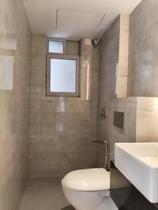 Common Bathroom Image of 1033 Sq.ft 3 BHK Apartment / Flat for sale in Dadar East Mumbai for Rs. 59000000