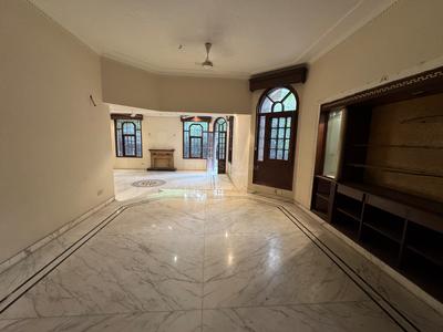 Hall Image of 5800 Sq.ft 8 BHK Independent House for sale in New Friends Colony New Delhi for Rs. 317500000