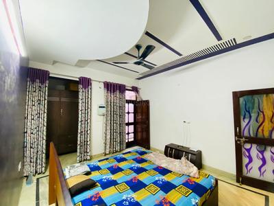 Bedroom Image of 2250 Sq.ft 2 BHK Builder Floor for rent in Sector 64 Faridabad for Rs. 22000