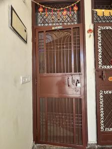 Hall Image of 500 Sq.ft 1.5 BHK Builder Floor for sale in Govindpuri New Delhi for Rs. 3100000