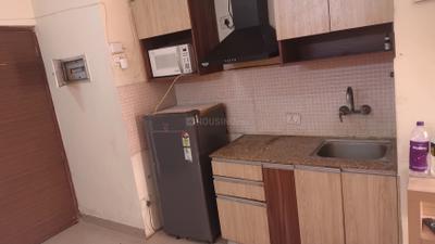 Kitchen Image of 390 Sq.ft 1 BHK Apartment / Flat for rent in Supertech Ecociti, Sector 137 Noida for Rs. 19500