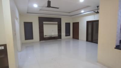 Living Room Image of 3500 Sq.ft 3.5 BHK Builder Floor for rent in Uppilipalayam Coimbatore for Rs. 60000