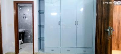 Bedroom Image of 900 Sq.ft 3 BHK Builder Floor for sale in Mahavir Enclave New Delhi for Rs. 7500000