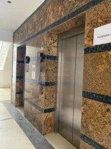 Bathroom Image of 1410 Sq.ft 3 BHK Apartment / Flat for sale in Amrapali Silicon City, Sector 76 Noida for Rs. 15800000