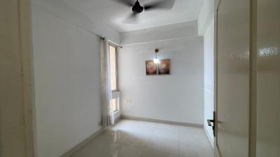 Bedroom Image of 1556 Sq.ft 2.5 BHK Apartment / Flat for sale in Godrej 101, Sector 79 Gurgaon for Rs. 17200000