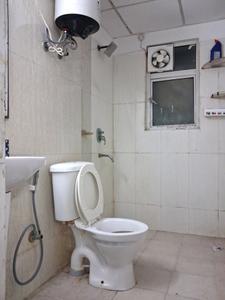 Bedroom Three Image of 1850 Sq.ft 3 BHK Apartment / Flat for rent in Amrapali Silicon City, Sector 76 Noida for Rs. 65000