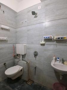 Aaravi 119 Bathroom One 4