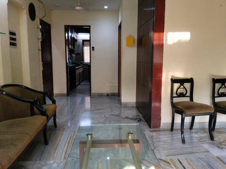 Gracious CHS Living Room 1