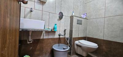 Bathroom Image of 1116 Sq.ft 2 BHK Apartment / Flat for sale in NB Pearl Heights, Sola Ahmedabad for Rs. 6700000