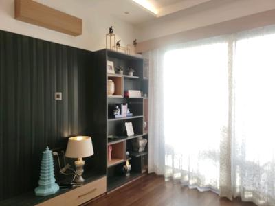 Bedroom Image of 2800 Sq.ft 4 BHK Builder Floor for sale in DLF Independent Floors, DLF Phase 4 Gurgaon for Rs. 42500000