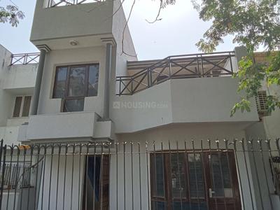Image of 2300 Sq.ft 3 BHK Independent House for rent in Palam Vihar, Gurgaon for Rs. 38000