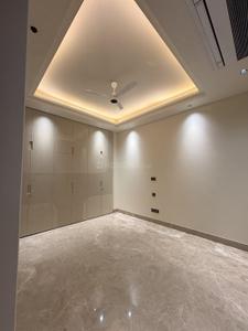 Bedroom Image of 2200 Sq.ft 3 BHK Builder Floor for sale in Greater Kailash II New Delhi for Rs. 75000000