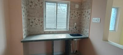 Kitchen Image of 950 Sq.ft 2 BHK Apartment / Flat for rent in Rajarhat Kolkata for Rs. 9000