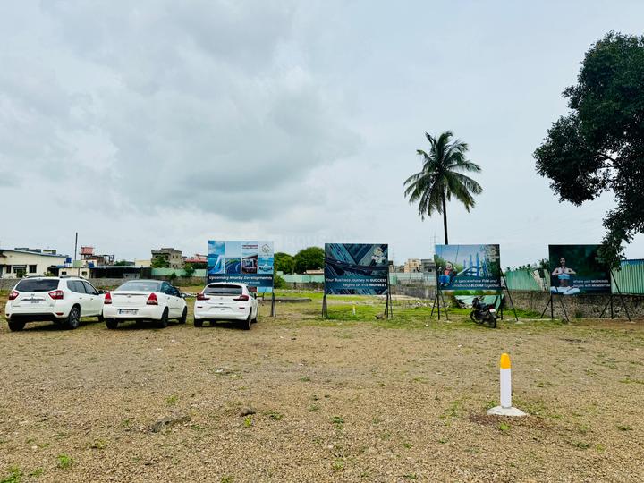 Theur Main Image 1