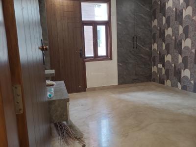 Bedroom Image of 900 Sq.ft 2 BHK Builder Floor for rent in Vikaspuri New Delhi for Rs. 32000