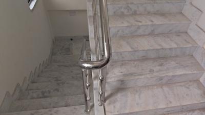 Staircase Image of 810 Sq.ft 2 BHK Apartment / Flat for sale in Ganguly Bagan Kolkata for Rs. 4500000