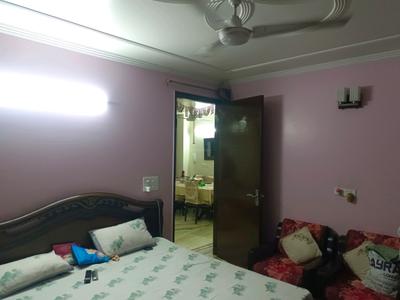 Bedroom Image of 1800 Sq.ft 3 BHK Builder Floor for sale in Mahavir Enclave New Delhi for Rs. 14000000