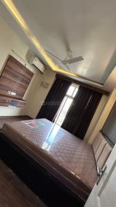 Bedroom Image of 1850 Sq.ft 3 BHK Apartment / Flat for rent in Omaxe The Palace, Gomti Nagar Lucknow for Rs. 60000