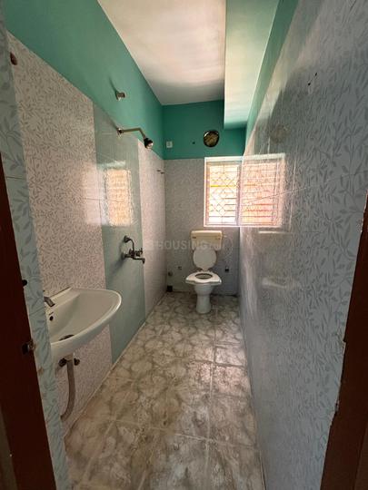 Chakpachuria, New Town Bathroom 1