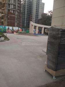 Image of 1200 Sq.ft 2 BHK Apartment / Flat for sale in BPTP Discovery Park, Sector 80, Faridabad for Rs. 13500000