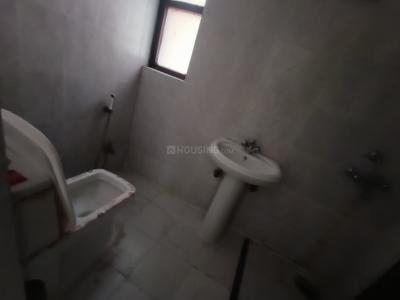 Bathroom Image of 2175 Sq.ft 4 BHK Apartment / Flat for rent in TDI Kingsbury Apartments, Sector 61 Sonipat for Rs. 19999
