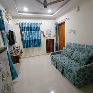 Living Room Image of 632 Sq.ft 2 BHK Apartment / Flat for rent in Crest Atena, Anakaputhur Chennai for Rs. 25000
