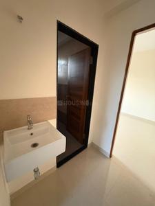 Bathroom Image of 950 Sq.ft 2 BHK Apartment / Flat for sale in Ambaji Goa for Rs. 8000000