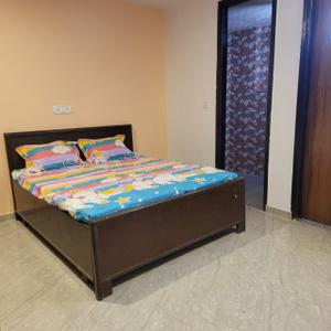 1 RK Independent Builder Floor