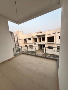 Balcony Image of 1600 Sq.ft 4 BHK Villa for rent in Bilhari Jabalpur for Rs. 30000