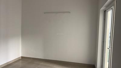Bedroom Image of 1045 Sq.ft 2 BHK Apartment / Flat for sale in Paramount Floraville, Sector 137 Noida for Rs. 12200000