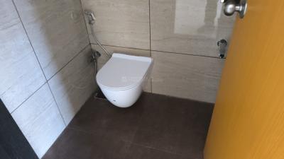 Bathroom Image of 480 Sq.ft 1 BHK Apartment / Flat for sale in 34 Park Estate, Goregaon West Mumbai for Rs. 12000000
