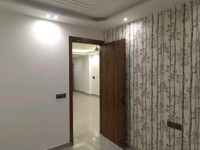 Bedroom Image of 900 Sq.ft 3 BHK Builder Floor for sale in Mahavir Enclave New Delhi for Rs. 9000000