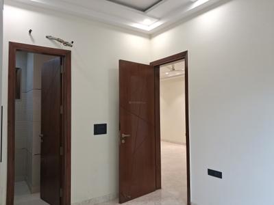Bedroom Image of 1200 Sq.ft 3 BHK Builder Floor for rent in Paschim Vihar New Delhi for Rs. 55000