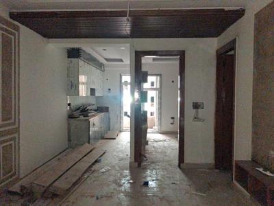 Living Room Image of 1050 Sq.ft 2 BHK Apartment / Flat for sale in DM Infra, Sector 102 Noida for Rs. 4100000
