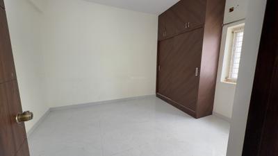Bedroom Image of 1250 Sq.ft 2 BHK Apartment / Flat for rent in Serilingampally Hyderabad for Rs. 34000