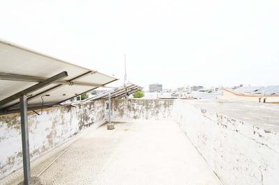 Balcony Image of 4050 Sq.ft 5 BHK Independent House for sale in Maninagar Ahmedabad for Rs. 53000000