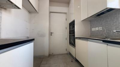 Kitchen Image of 2106 Sq.ft 3 BHK Apartment / Flat for sale in DLF The Ultima, Sector 81 Gurgaon for Rs. 36000000