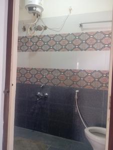 Bathroom Image of 1200 Sq.ft 2 BHK Independent House for rent in Begur Bengaluru for Rs. 28000