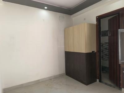 Bedroom Image of 1200 Sq.ft 3 BHK Apartment / Flat for sale in Govindpuram Ghaziabad for Rs. 4265000