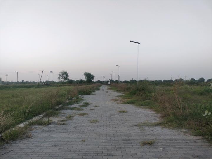 Adore Smart City Main Image 1