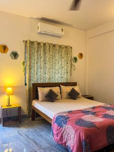 Bedroom Image of 800 Sq.ft 1 BHK Apartment / Flat for rent in Vagator Goa for Rs. 30000