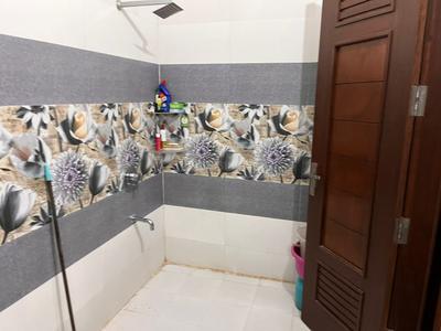 Bathroom Image of 1350 Sq.ft 1 BHK Builder Floor for rent in Sector 80 Mohali for Rs. 20000