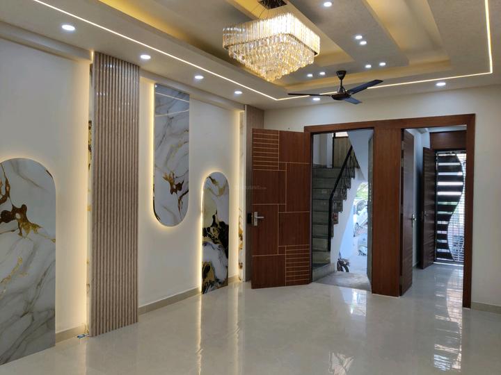 Shakti Khand, Indirapuram Main Image 1