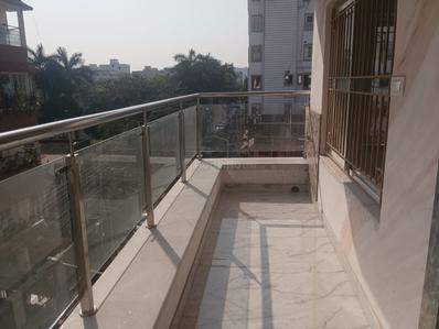 Balcony Image of 2300 Sq.ft 6 BHK Apartment / Flat for sale in Metro Apartment, Tangra Kolkata for Rs. 20000000