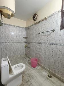 Bathroom Image of 1100 Sq.ft 2 BHK Builder Floor for rent in HUDA Plot Sector 40, Sector 40 Gurgaon for Rs. 36000