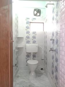 Bathroom Image of 884 Sq.ft 2 BHK Apartment / Flat for sale in Dum Dum Cantonment Kolkata for Rs. 3000000