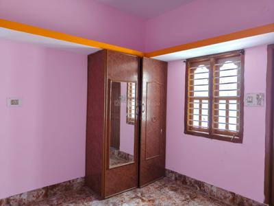 Bedroom Image of 900 Sq.ft 2 BHK Independent House for rent in Kasturi Nagar Bengaluru for Rs. 27000